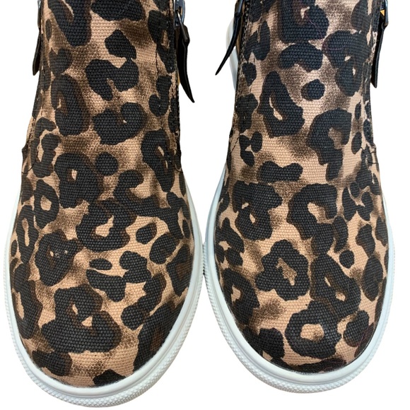 Madden Girl Cheetah Zip-up Ankle Shoes 7.5 - Picture 3 of 11